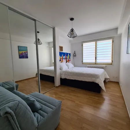 Le Soleil Face Apartment *